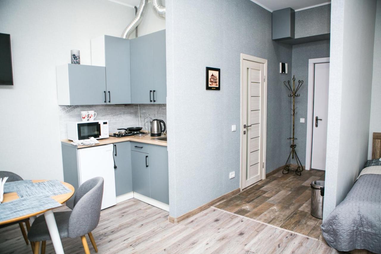 Luxury Flat In Downtown Apartment Лвив Екстериор снимка